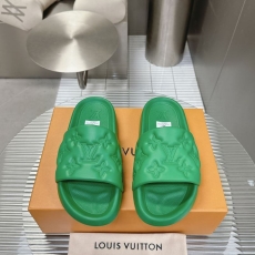 Louis Vuitton Slippers